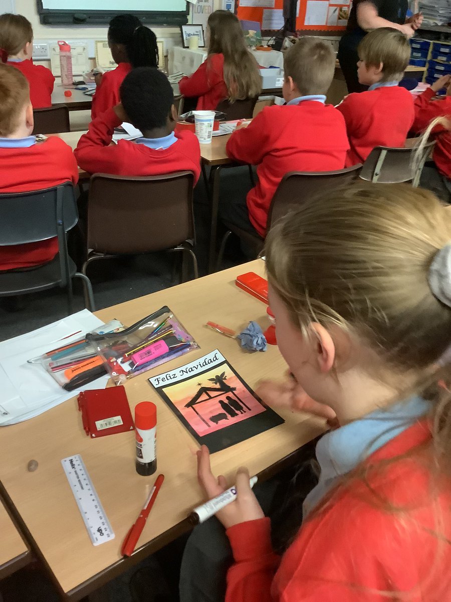 Class5_StDavids's tweet photo. Oak Class enjoyed making Christmas cards today…we wish you all a Happy Christmas and best wishes for the New Year! @LT_Trust @Haigh_St_Davids #SDRE https://t.co/lX2MzeJAMD