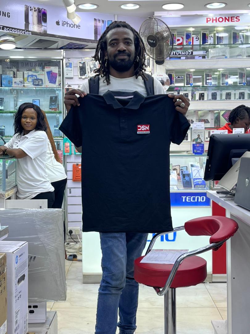 DsnComputers's tweet image. At @DsnComputers you don't stand a chance to win, but you win instantly whether you have bought or not
So why are you not visiting us today
#ChristmasIsForGifting
#MerryChristmas