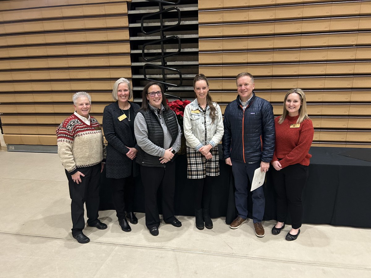 Happy Holidays, LUTES! Have a wonderful winter break, and we'll see you in 2024! 🎉