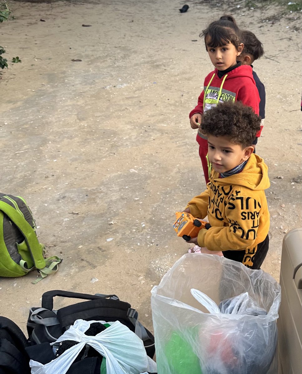 Kids fled to another refuge away from me | Gaza