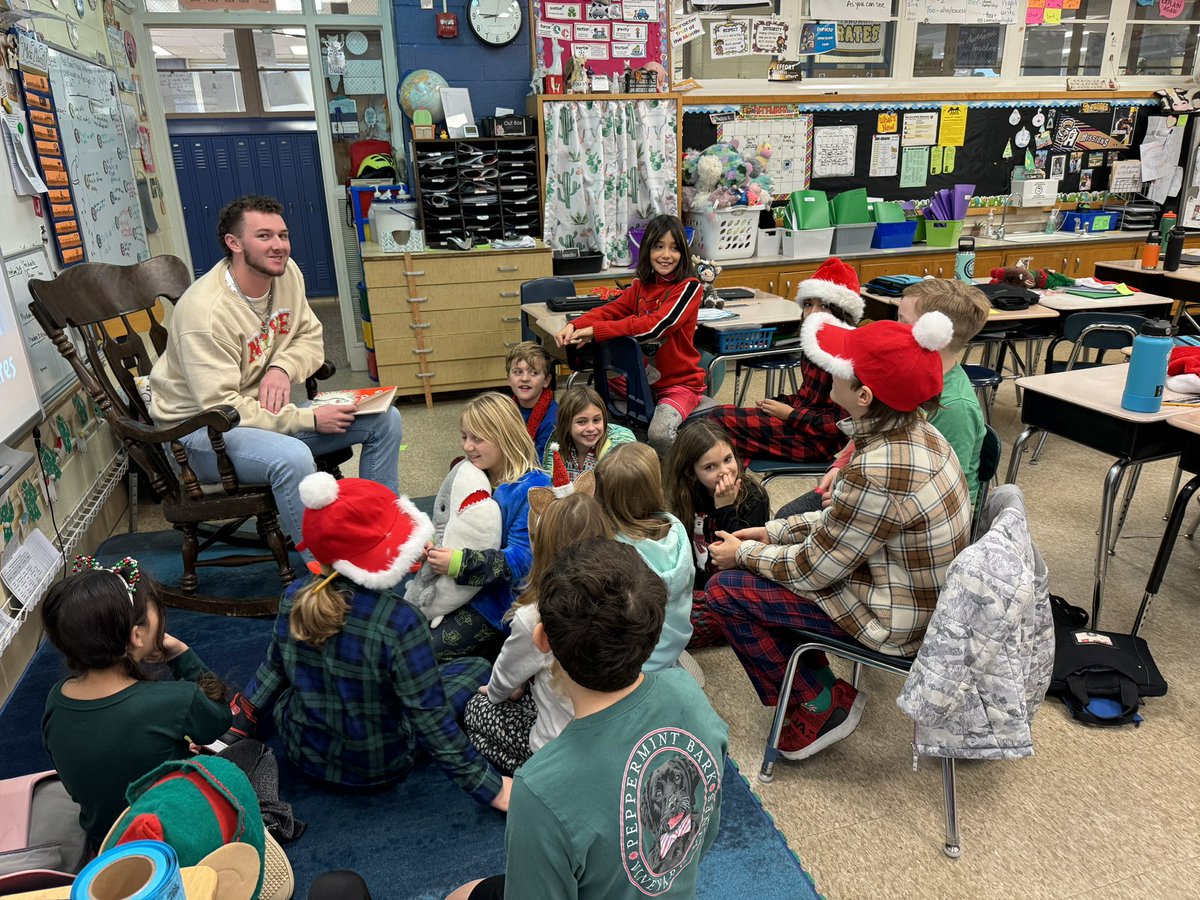 SPES alumni and San Diego Padres Jackson Merrill built bright futures in the hearts of SPES 3rd graders today by inspiring them to follow their dreams, answering their questions, learning what they wanted for Christmas, and reading a holiday story. #aacpsawesome #Merrillmadness
