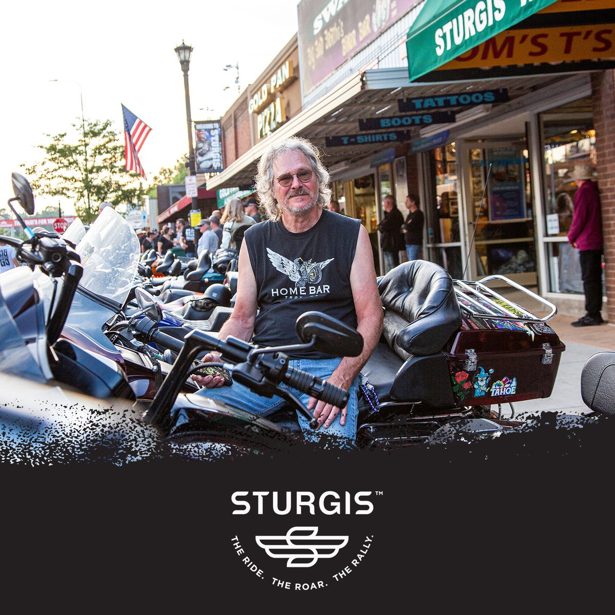 Does anyone else enjoy sitting and watching the bustle of Main St? ✋ - #sturgis #sturgisrally