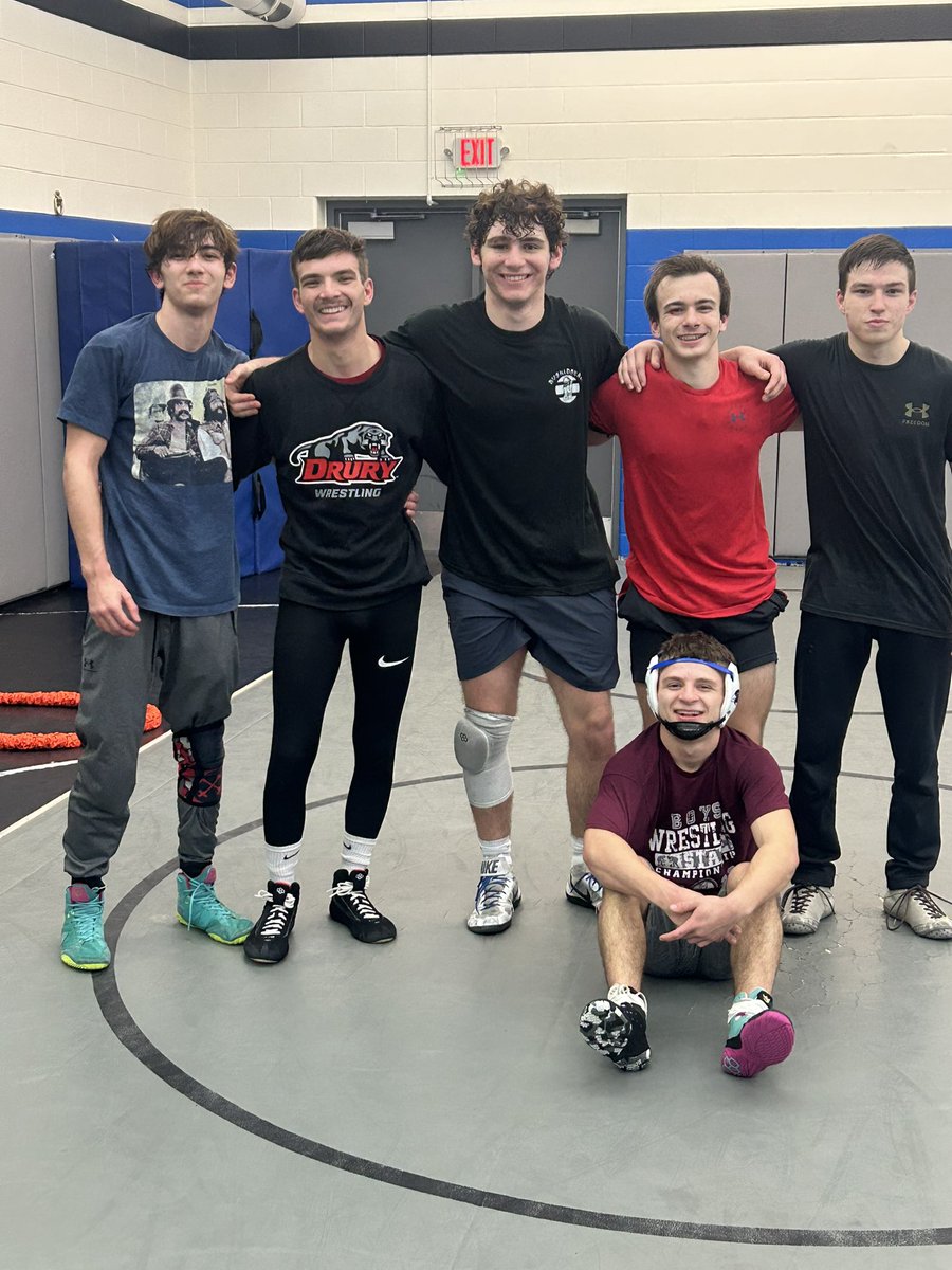 Jake Carroll (@coachcarrollonw) on Twitter photo It’s always nice when alumni come back home. Thanks to ONW wrestling stud Caden Howard for sharing some knowledge with our current Ravens! Best of luck to him the rest of his season! <a href="/cadenhoward11/">Caden Howard</a> It’s always nice when alumni come back home. Thanks to ONW wrestling stud Caden Howard for sharing some knowledge with our current Ravens! Best of luck to him the rest of his season! <a href="/cadenhoward11/">Caden Howard</a>