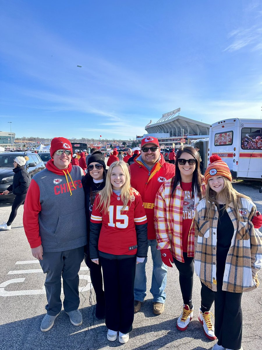 nic050588's tweet photo. #ChiefsKingdom https://t.co/z5XshZX6xC