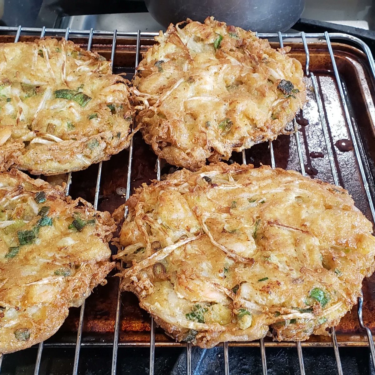 TLJsFoodDiaries's tweet photo. My Delicious Shrimp, Crab Egg Foo Yung 😋 !! https://t.co/8CjiZVtaPp