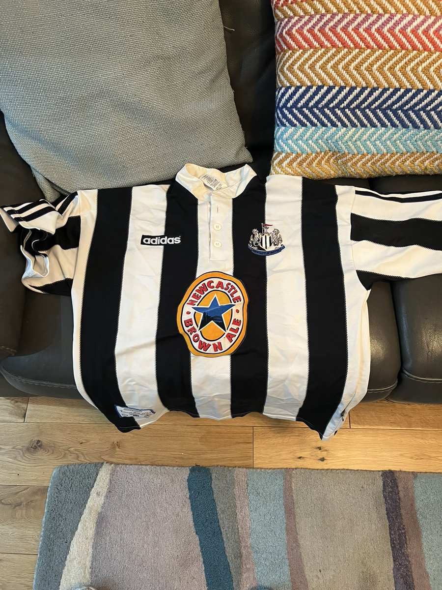 lee paterson tweet media