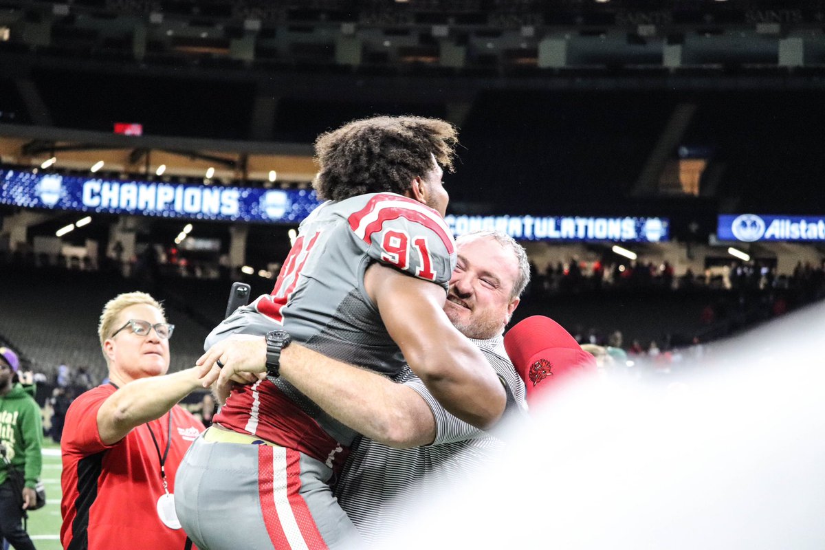 All of the emotion. 🔴📸

<a href="/Rustonfootball/">Ruston Football</a> wins first state title in 33 years!