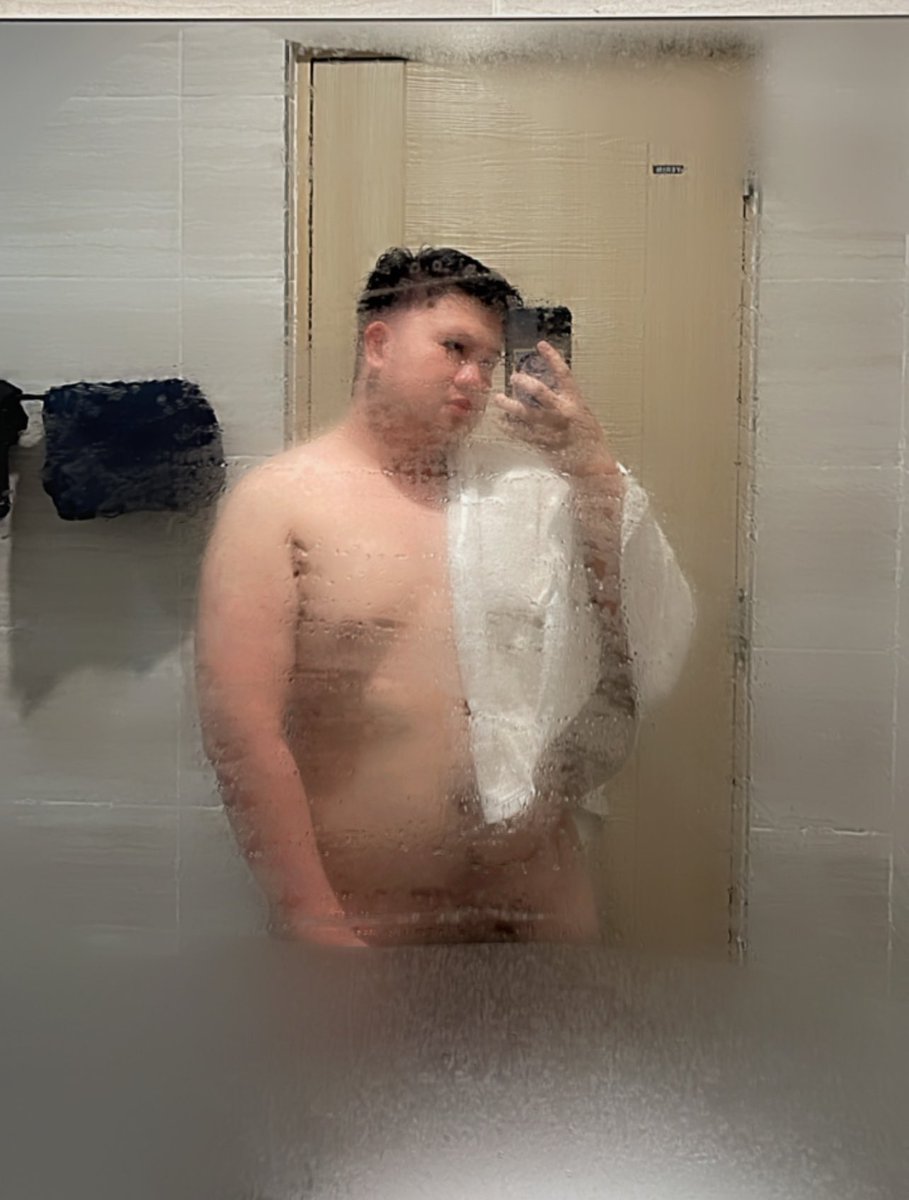 __Satanael's tweet photo. No longer a schtimky bwoi 🚰🧼 https://t.co/geK3eq30yU