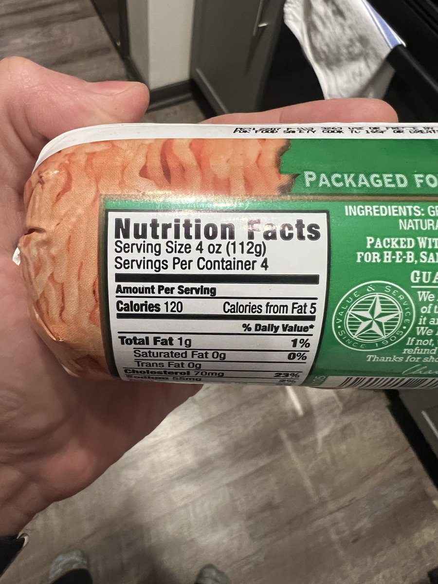 jdhodges_'s tweet photo. Sooo does this have 120 or 10 calories @HEB https://t.co/rTZUYeK1Pr