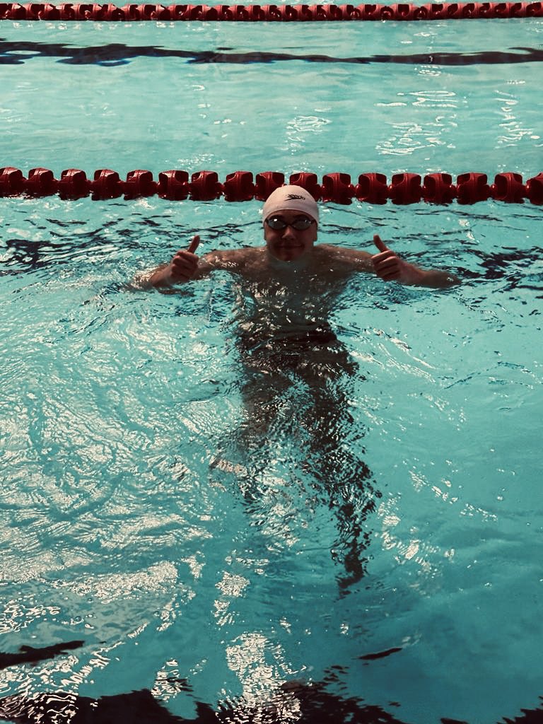 Helen Mills tweet media