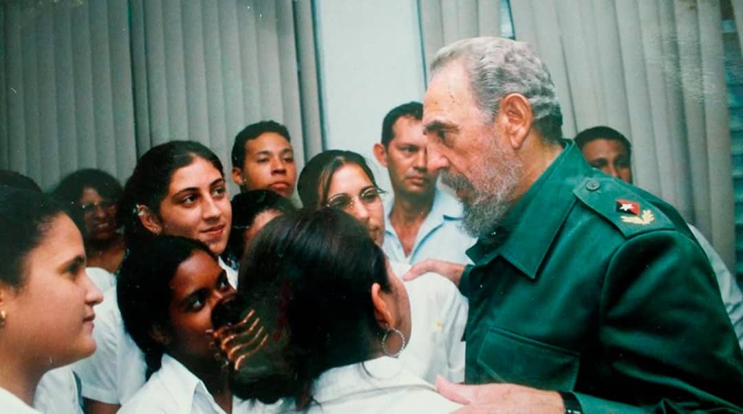 DrRobertoMOjeda's tweet photo. Como nos enseñó #FidelPorSiempre “el primer derecho humano es el derecho a pensar, el derecho a creer, el derecho a vivir, el derecho a saber, el derecho a conocer la dignidad, el derecho a ser tratado como los demás seres humanos...”. #CubanosConDerechos https://t.co/HLzuwauGzO