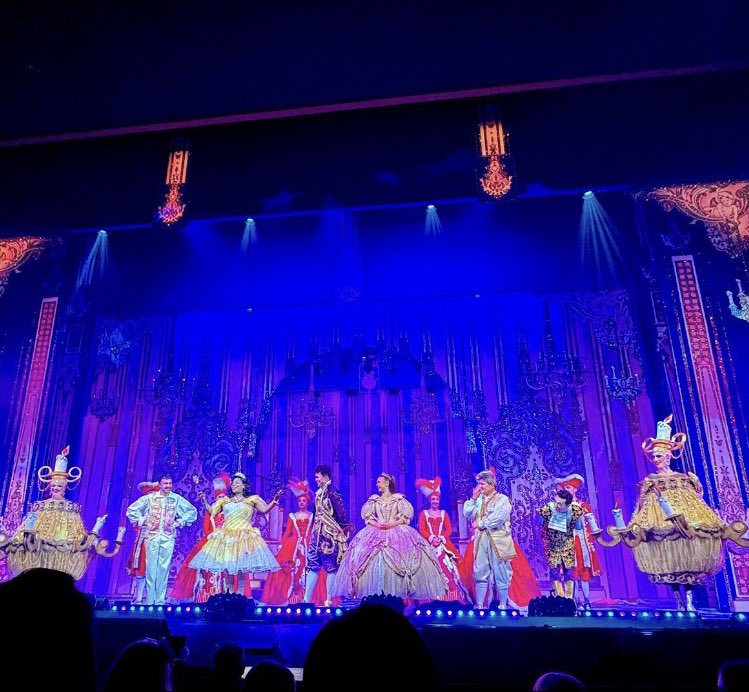 first 12 show week ✅

having a *hoot* in cinders <a href="/The_Churchill/">Churchill Theatre Bromley</a> this month, much joy