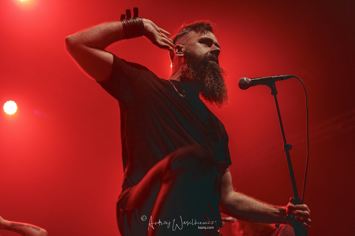 kaziqcom's tweet photo. 📻 @leasheye
📍 @klubprogresja
📸 https://t.co/fuCwLzwvte

#LEASHEYE #Progresja🎂 #hardrock #stoner #southernmetal #musicphotography #musicpress #stage #concertphotography #concertphotographer #concerts #nuclearblast #kaziq https://t.co/qFwA3zXf8r