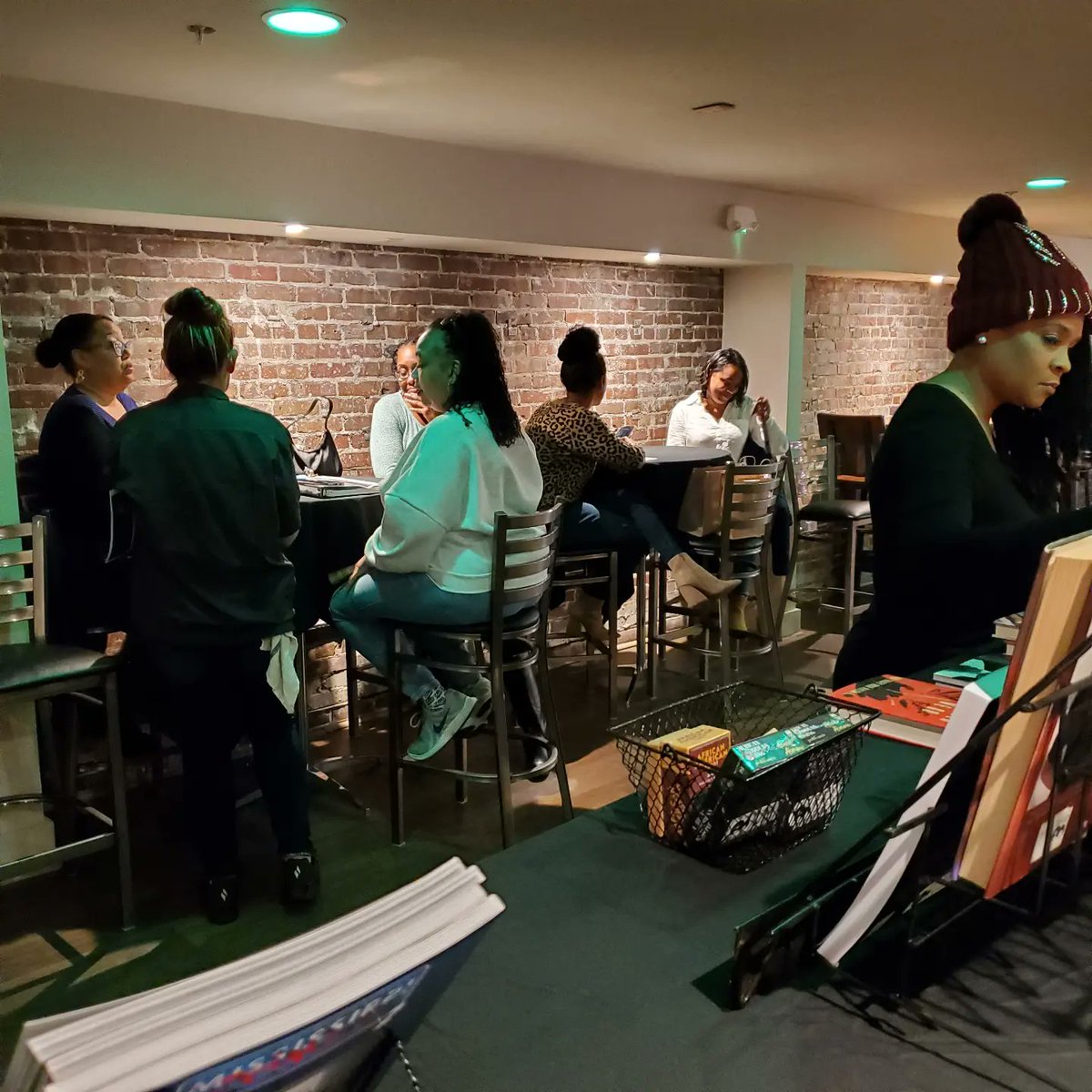 WOWBookandToy's tweet photo. Thank you 🙏🏿 to everyone that came out today  support as we work on bringing more &amp; various types of book related events to the MS Gulf Coast 💗 Be on the lookout for our next event, and we hope to see more faces 🖤📚 

#Biloxi #Gulfport #OceanSprings #MSGulfCoast #Blackbookstore https://t.co/ecY4so7j6v