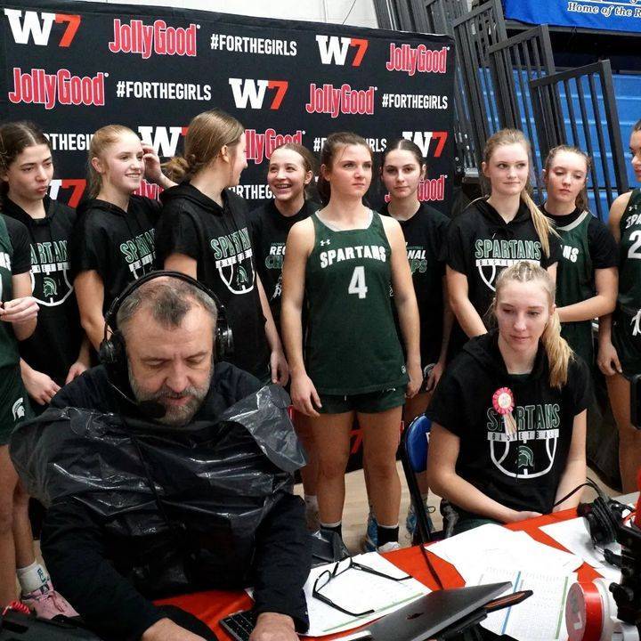 ProductionsW7's tweet photo. (Trash) 📷dump alert! Last night's @jollygoodsoda Player of the Game - Laconia senior Callista Vande Berg made her presence known on her b day and has a quickly growing fan base! 👏👏👏🗑🗑🗑🗑 #trashlady #laconiafunk @LaconiaGirlsBB https://t.co/pLAQdVQfeH