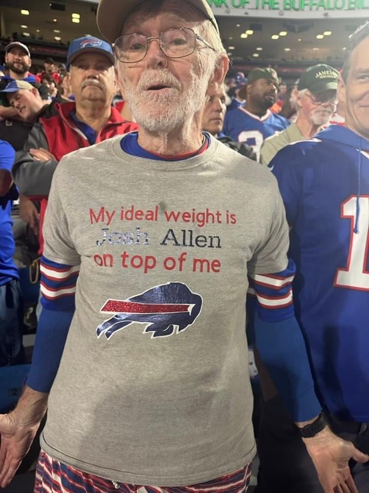 B_Collins77's tweet photo. #Chiefs https://t.co/jy5NbKnflu