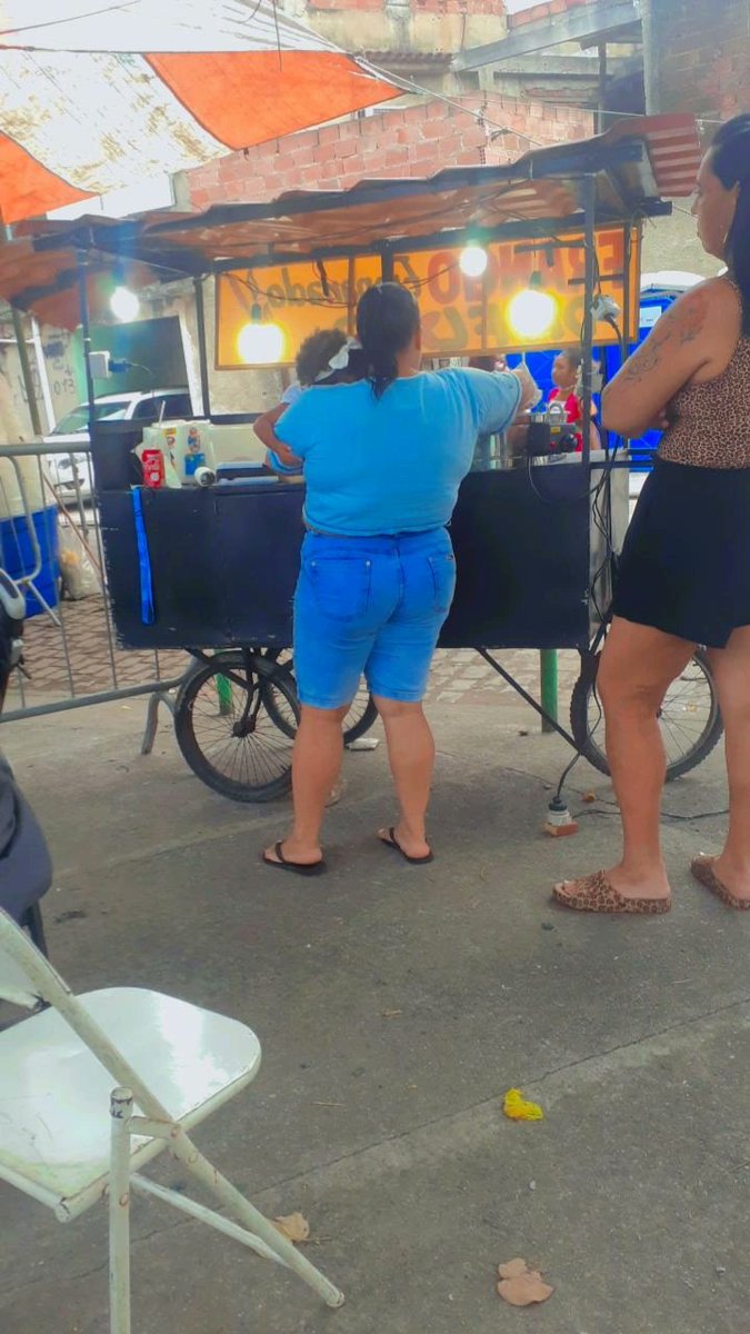 ShotRead's tweet photo. Não preucurei perfeição preucurei evolução ❤ amo vocês tmj nos corres mulheres da minha vida https://t.co/xmw42UY7CV