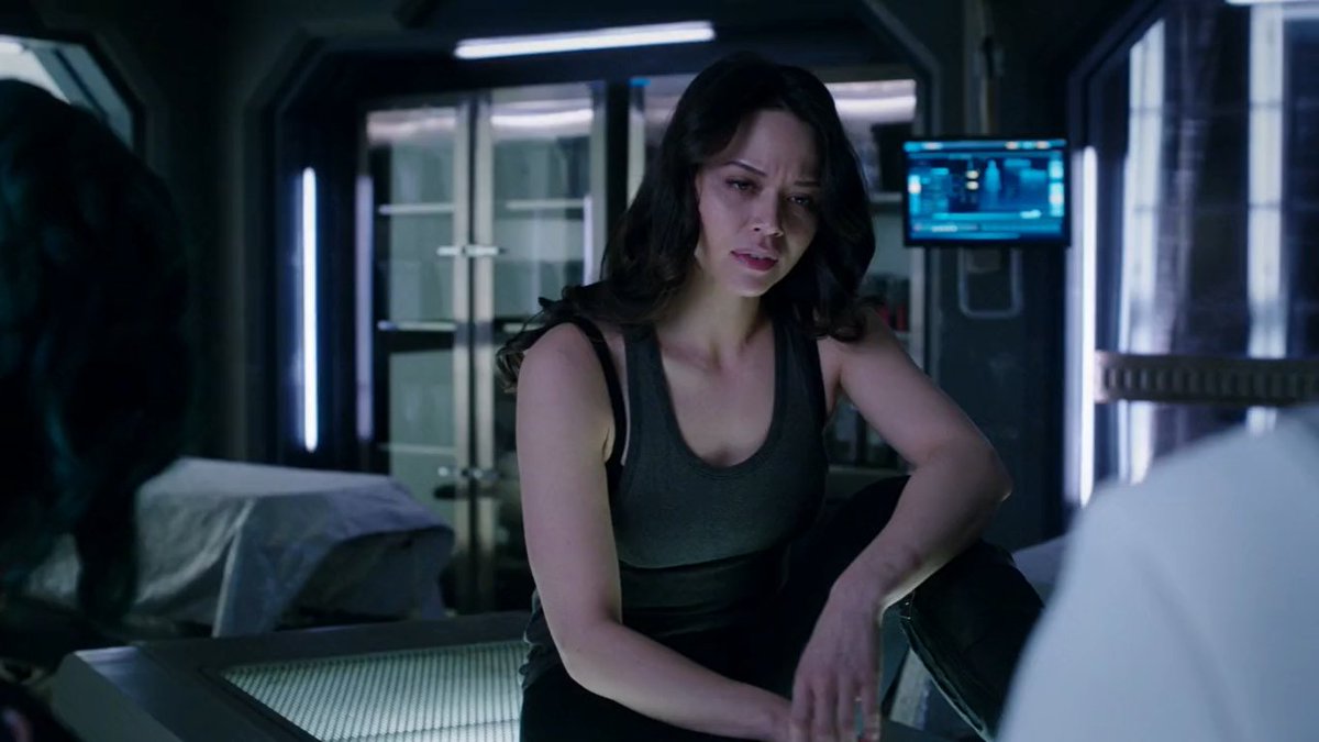 darkmatterfan3's tweet photo. ๐๐ : ๐๐ผ๐ถ๐ป๐ด ๐ข๐๐ ๐๐ถ๐ด๐ต๐๐ถ๐ป๐ด (๐ฎ๐
๐ฌ๐ต) #29
๐๐ถ๐ฟ ๐ฑ๐ฎ๐๐ฒ: Aแดษขแดsแด 26, 2016
#DailyDarkMatter #DarkMatterSeason2 #Canadianscifi #RazaCrew #scifi #GoingOutFighting #MelissaONeil #Two #Five #TheAndroid #ZoiePalmer #JodelleFerland #DarkMatter https://t.co/VHHvjKxv3L