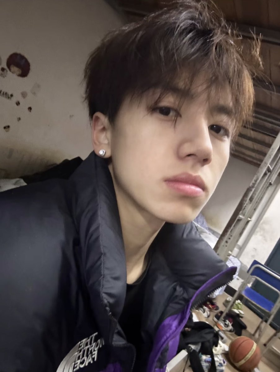 Yeke1995's tweet photo. https://t.co/r1CRcOSAi3