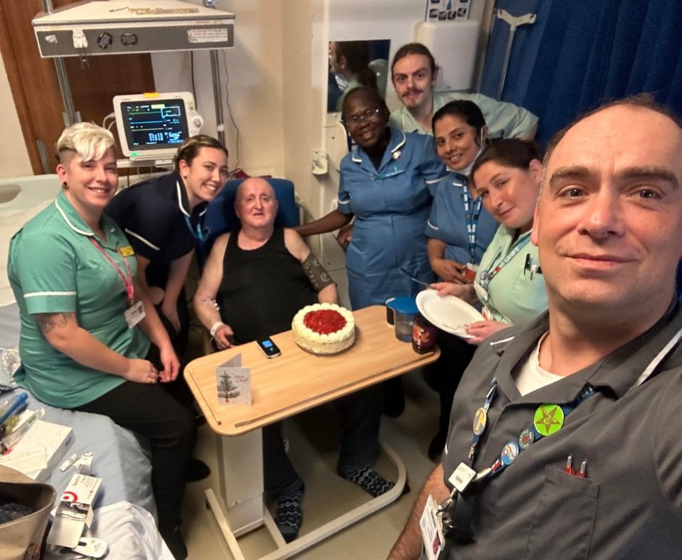 *permission from patient to post this*

We would like to wish Derek a massive Happy Birthday!

#Teamthrushel provided him with a strawberry gateaux and sang him happy birthday...although he did say we were all out of tune! 😂

Small gestures to our patients go a long way! 🎂🎈