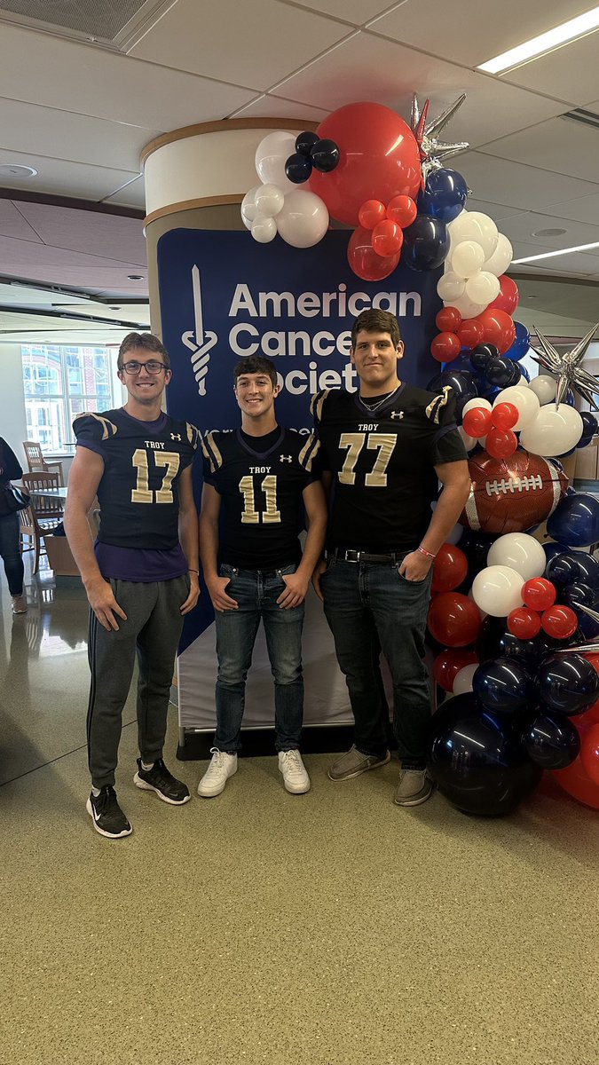 Congrats to these guys on wrapping up their phenomenal high school football careers yesterday at the American Cancer Society All Star Game! 

Thank you for always being tremendous representatives of TBHS Football! 

@WybleJacob @JohnsKaiden @HunterKeene6 

#GoldStandard