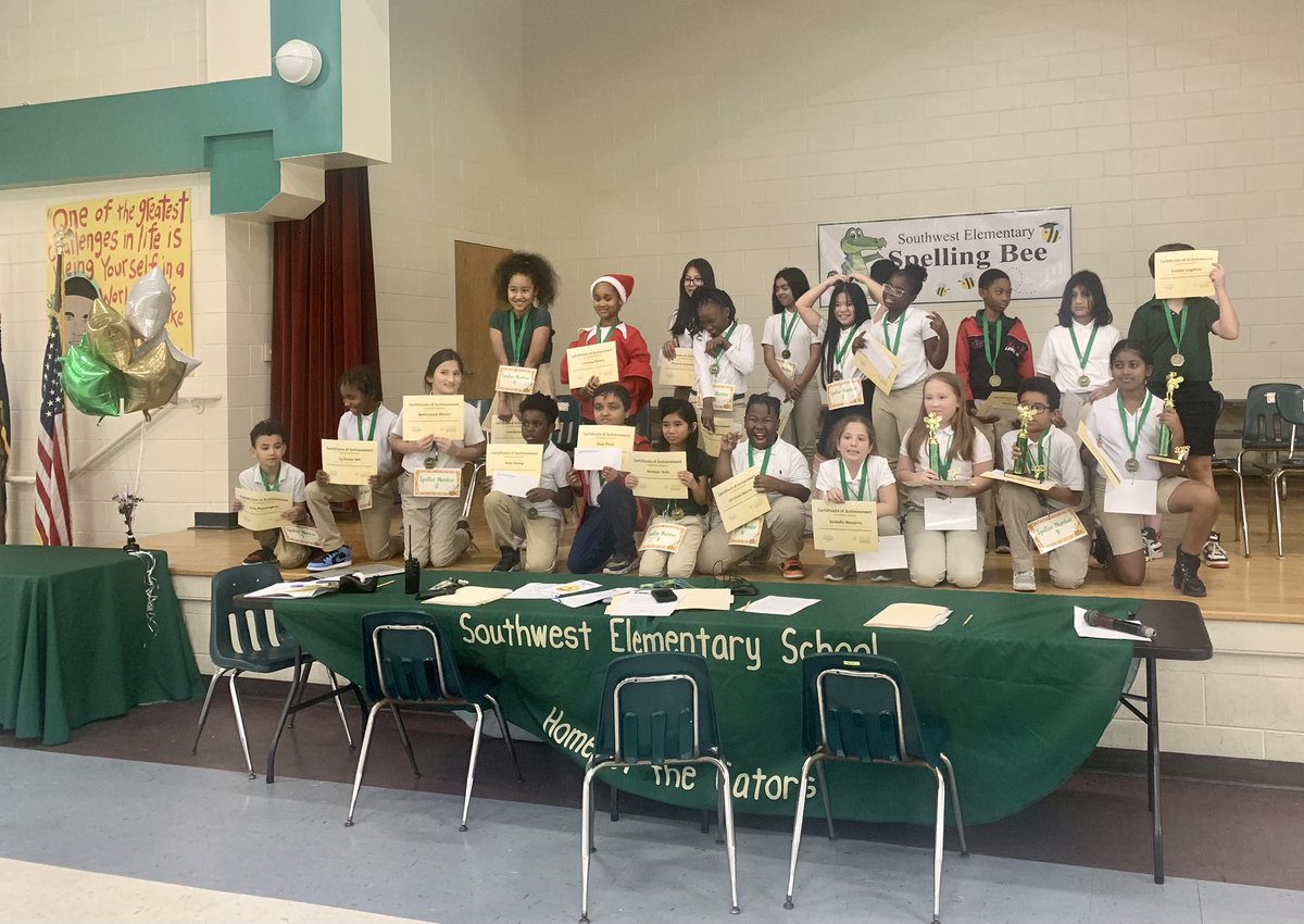 Educator_P's tweet image. Congratulations to our 23-24 Spelling Bee 🐝 Winner and all participants. Our scholars did an Great Job! Thank you to Mrs. King-Howard for organizing the Spelling Bee. @SWES_Station #SpellingBee