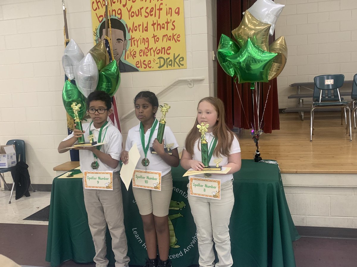 Educator_P's tweet image. Congratulations to our 23-24 Spelling Bee 🐝 Winner and all participants. Our scholars did an Great Job! Thank you to Mrs. King-Howard for organizing the Spelling Bee. @SWES_Station #SpellingBee