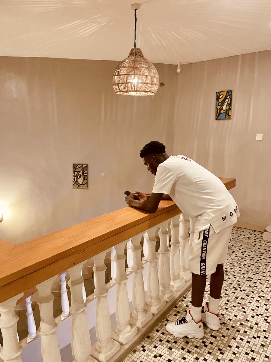 adex_smithjr's tweet photo. That yoruba boy 😁 https://t.co/bZgtUl5EXQ