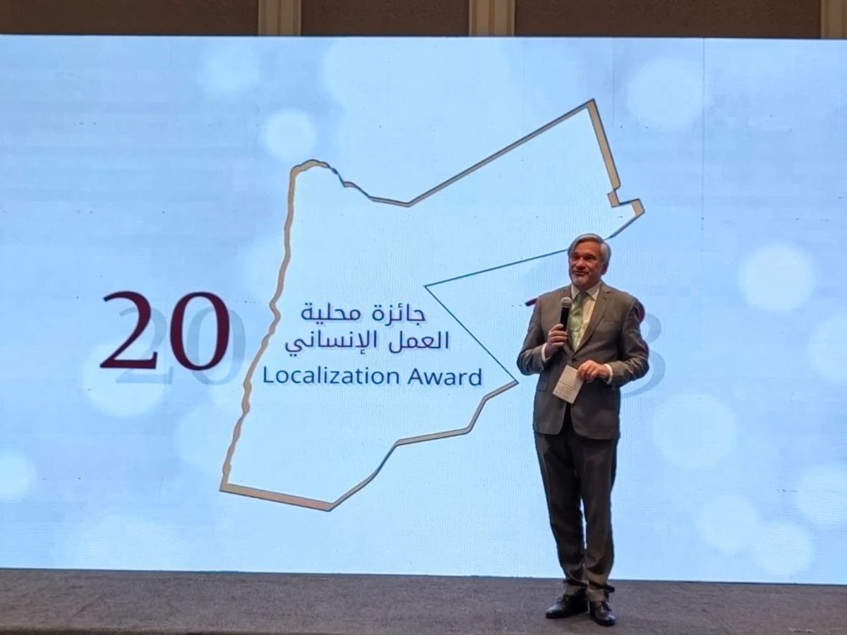 AR_Renaissance's tweet photo. Dominik Bartsch – UNHCR Jordan Representative: @dominik_bartsch Heartfelt thanks to ARDD and #JONAF for that award that I accept on behalf of @UNHCRJordan. It was a collective effort and I take pride in sharing it with great colleagues and partners
#LocalizationAward https://t.co/qYsvnOC9Dk