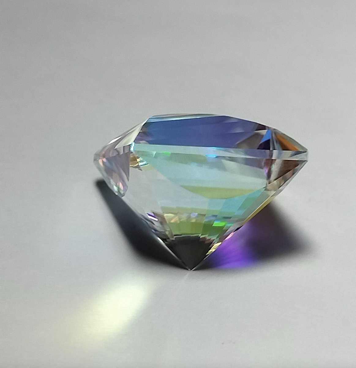 RealCaratX's tweet image. 54 carats you say? Hot drop mystic natural topaz available!

caratx.com/diamond-detail…

 #caratx #topaz #fantasycut #gemstones