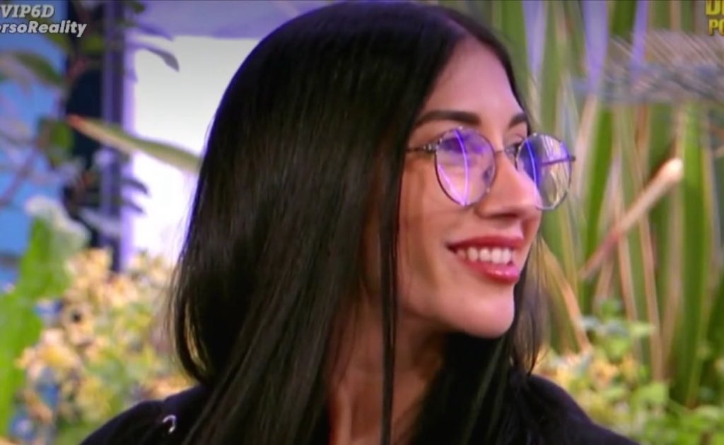 GranHermano_7's tweet image. Gracias a la persona que fue a gritar, Naomi se ha puesto super feliz! Ganadora!! #GHVIP10D