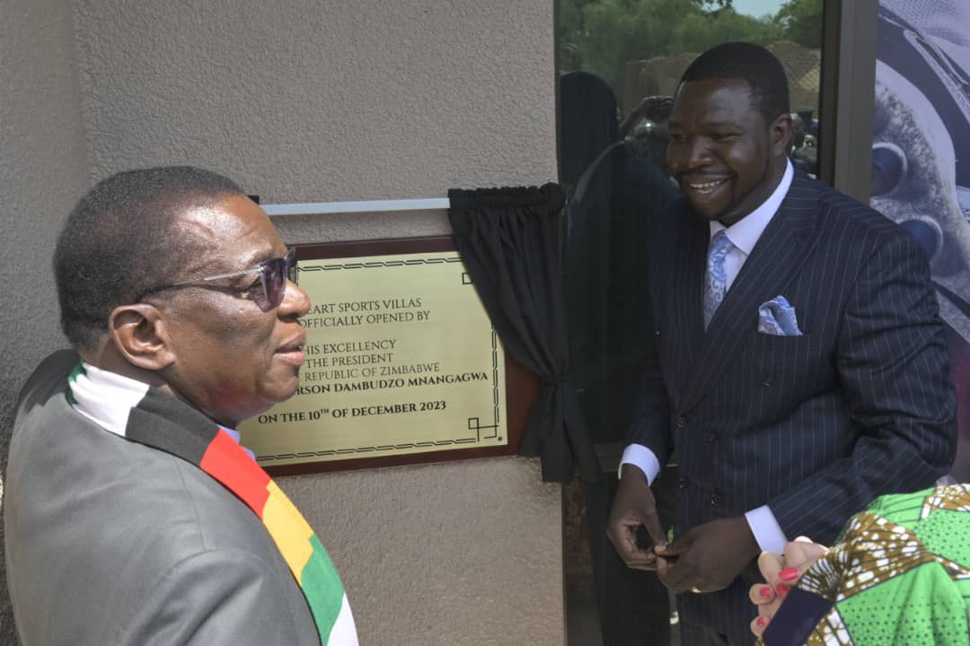 MunhuBHO's tweet image. #NyikaInovakwaNeveneVayo
Congratulations Yadah Family for the majestic outcome of The Heart Stadium. 
#Vision2023 is achievable with us all.