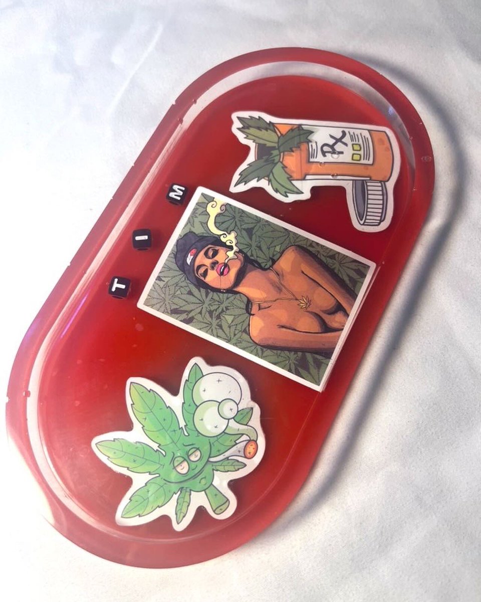 GroovySoulsCS's tweet photo. Don’t forget, rolling trays, ashtrays are STILL available yall‼️
💨Customs or premade
💨Different shapes, styles, colors
💨Free delivery with a $65+ purchase
💨PERFECT gift for your favorite stoner
DM to place your orders💚💜
.
.
#rollingtrays #custommade #customrollingtray https://t.co/lPGjntSJXK