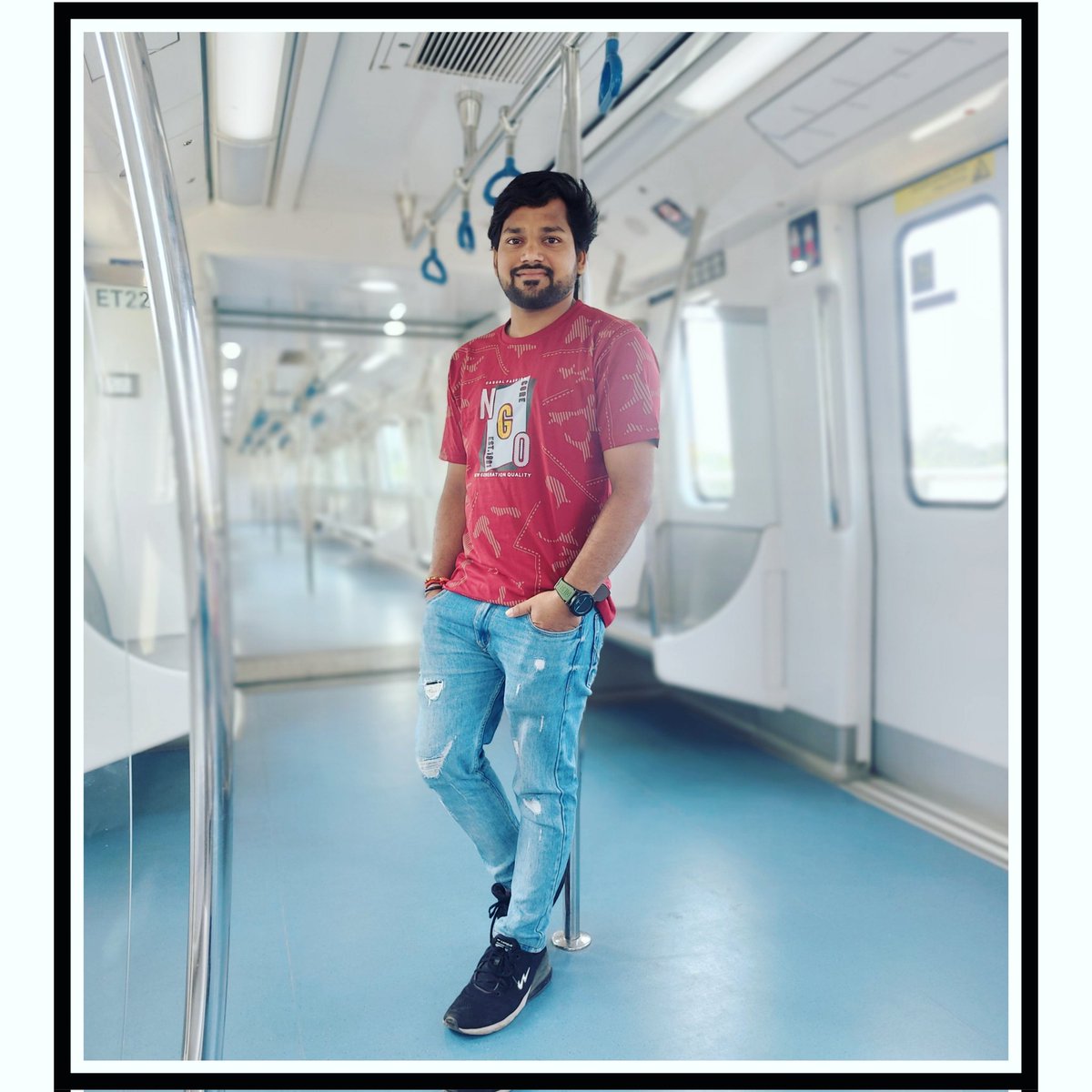 SunyabasiRouta1's tweet photo. 𝐋𝐢𝐟𝐞 𝐢𝐬 𝐛𝐞𝐚𝐮𝐭𝐢𝐟𝐮𝐥 ✌🏻𝐛𝐮𝐭 𝐬𝐭𝐫𝐮𝐠𝐠𝐥𝐞 𝐢𝐬 𝐩𝐞𝐫𝐦𝐚𝐧𝐞𝐧𝐭 👊😌🤧
@Pagalapremijilu99 #PPJ⚡️
#instagood #Twitrer #instalove #instafashion #instadaily #instaexplore #exploremore #explorepage
#imstapage #exploring #army https://t.co/PtCGPA4p1K