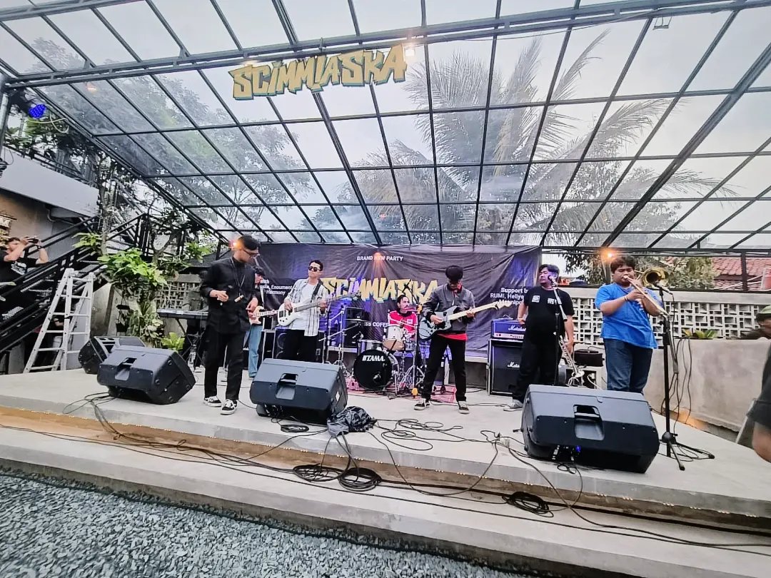 G A T T I N O S K A (@gattinoska) on Twitter photo 