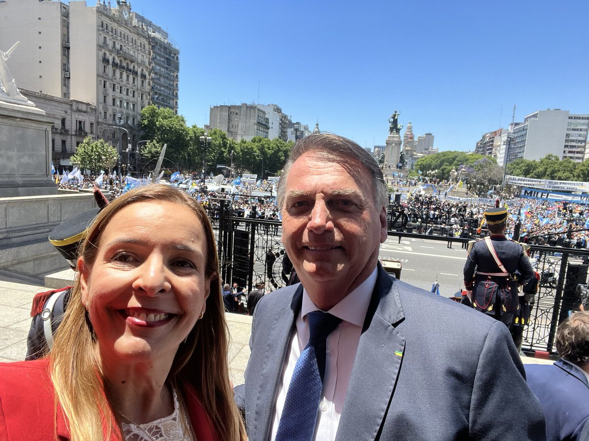 IngridJetter's tweet photo. Jornada inolvidable! Viva la Libertad! https://t.co/44ixKxj0tU