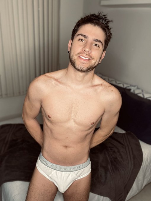 HOLAAAAA MONTERREY ? https://t.co/H6xAOvG4GY