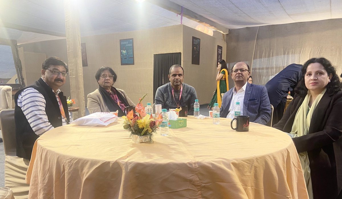 Aleena Itrat tweet media