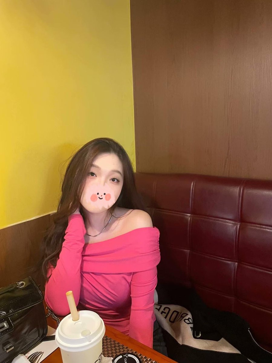 caihong2001's tweet photo. 回归一下  #调教 #女同 #les #女女 #女通讯录 #拉拉 #磨豆腐 #百合 #女s #女王 #女s女m https://t.co/lWIxsziGgy