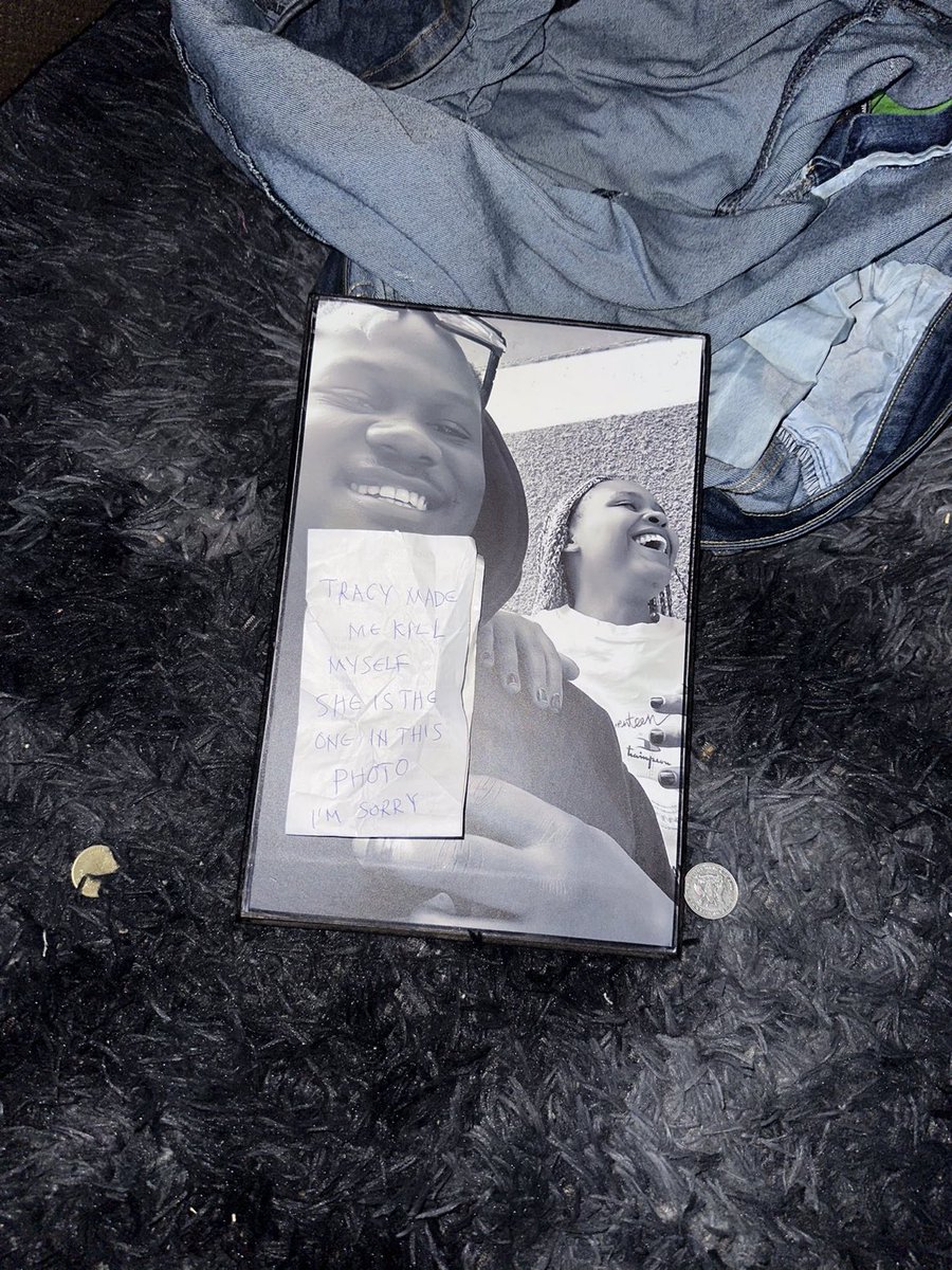 I can’t sympathize with this young man. What kind of foolishness is this ? 

How can a mere girlfriend make you kill yourself. 

A mere girl???? 

Who told u that it’s only #Tracy who was born for u? 

This kind of nonsense is what I detest in young men of this generation. Crying