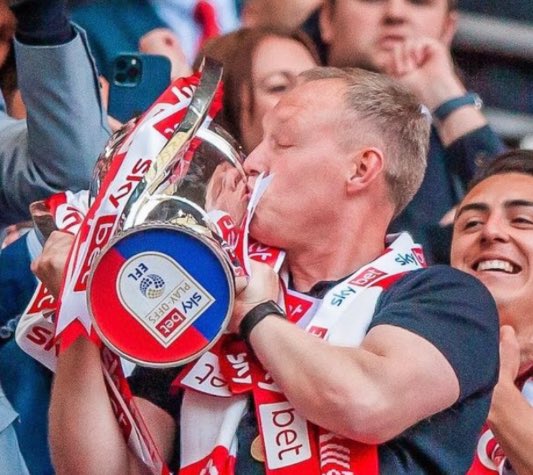 Happy birthday to our gaffer… steeeeevie cooper, then, now, forever forest ❤️🤍⚽️