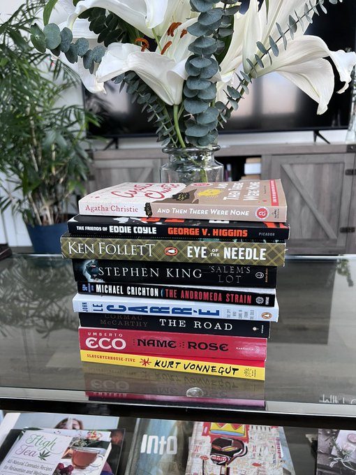 What a weekend + a perfect head start on my 2024 Goodreads challenge 🤓 https://t.co/8xtjktwfNR