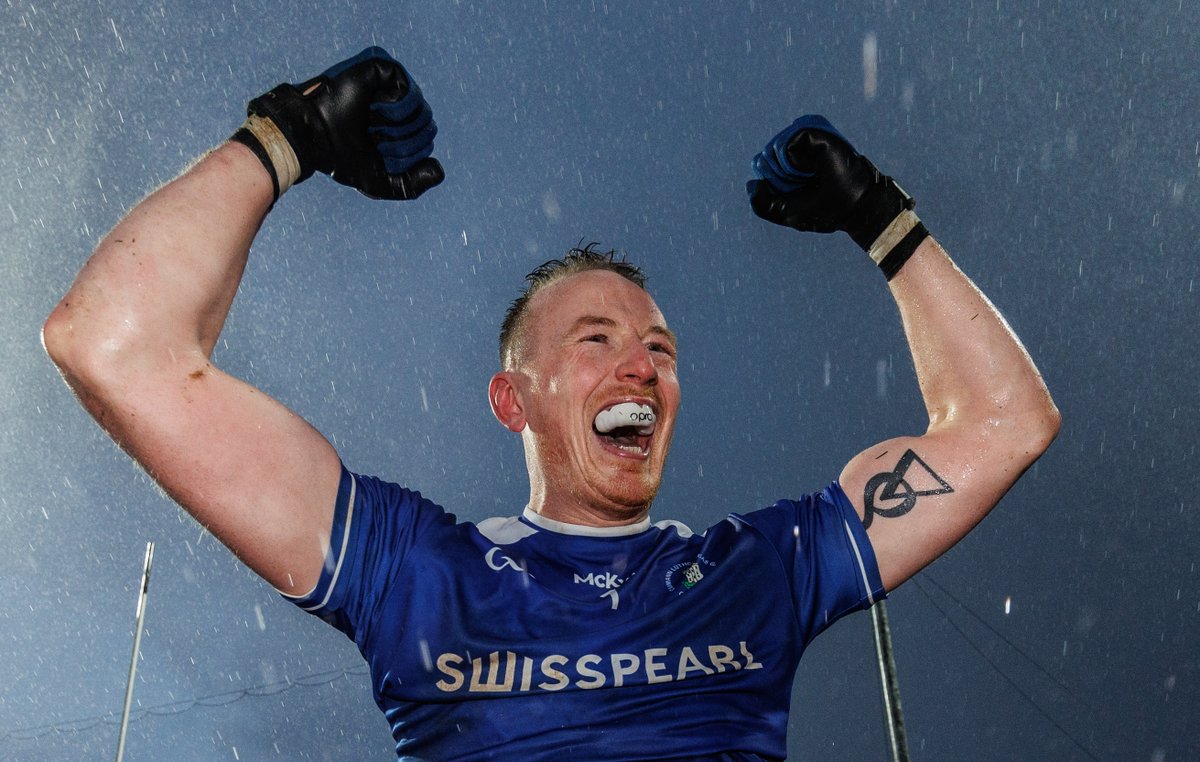 fotoole13's tweet photo. Damien Cahalane celebrating after his winning goalkeeper role for Castlehaven in Munster senior final today.

His last big win as a goalkeeper was 2009 National Cup Soccer U16 final with Greenwood, he scored a goal that day with John Egan amongst his team-mates.

Pic @INPHOjames https://t.co/JKbmkc0iQq