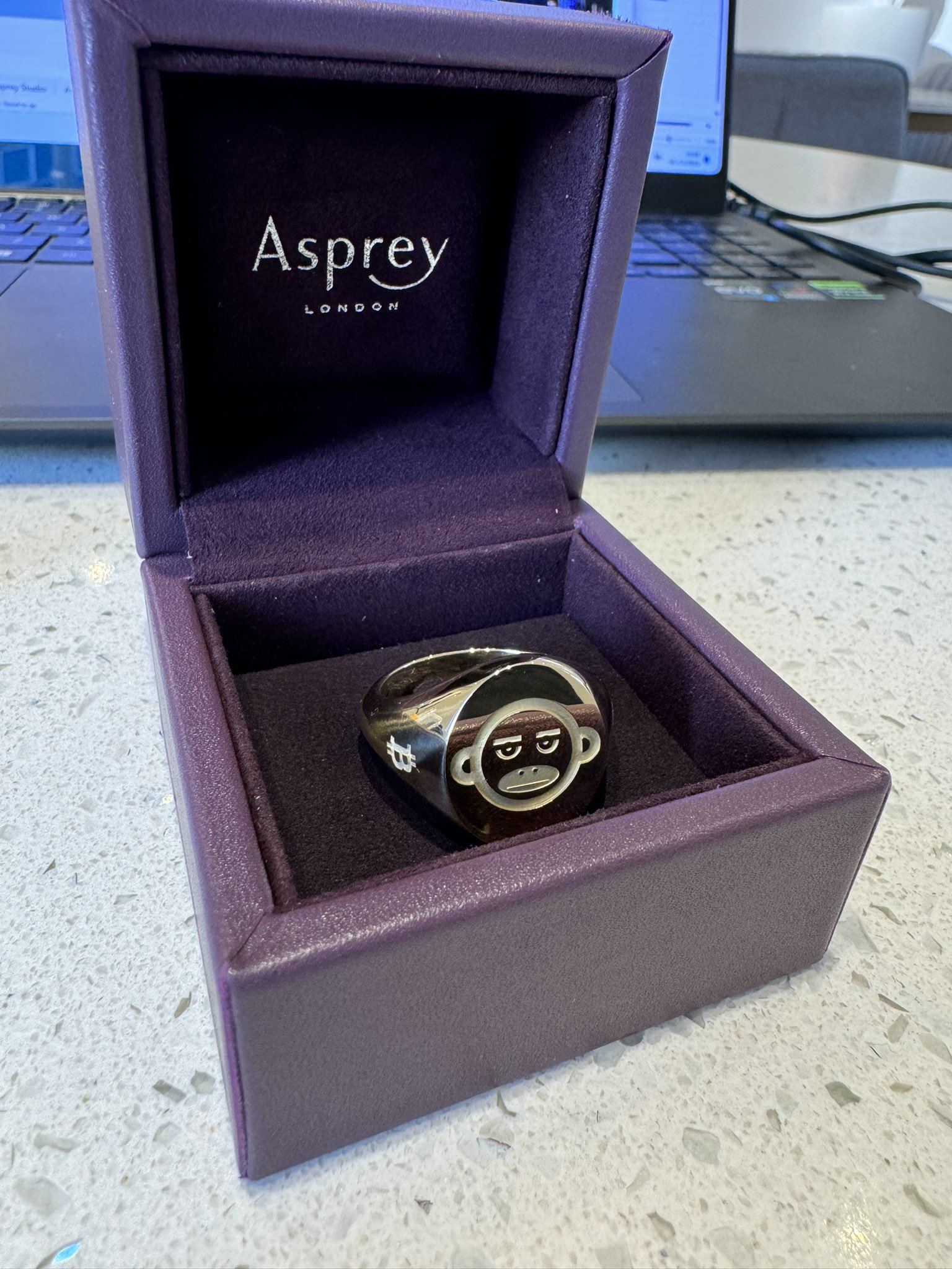 Asprey clearance signet ring