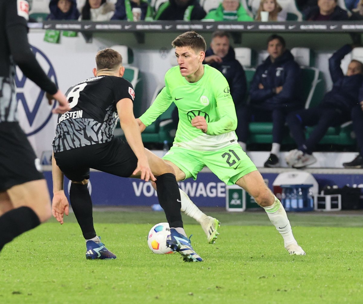 VfLWolfsburg_EN tweet picture