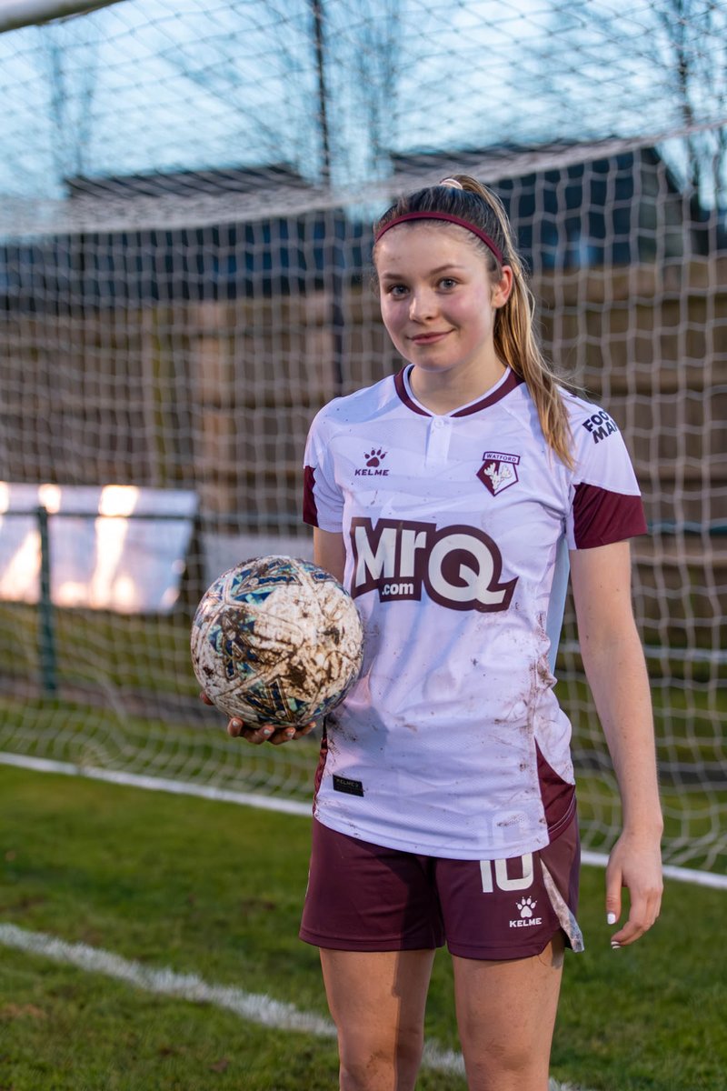 A hat-trick in the <a href="/AdobeWFACup/">Adobe Women's FA Cup</a> aged 16. 🤯

Congratulations, @LailaHarbert! 👏