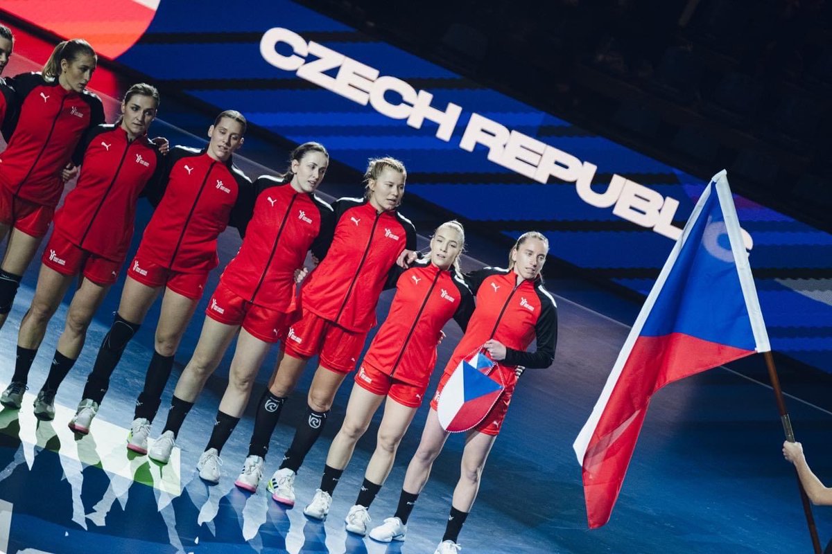 Český národní tým házenkářek postoupil podruhé za posledních šest let do čtvrtfinále mistrovství světa. Já jen,že je to velmi dobrý výsledek…
👍👋🇨🇿
#czechhandball #DENNORSWE2023