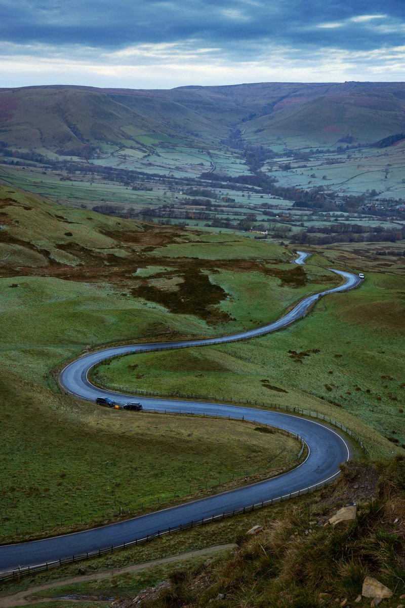 The Winding Road - this road not only provides a great leading line, but it's a serene drive, too!

#peakdistrict #landscape #landscapephotography #thepeakdistrict #peakdistrictnationalpark #peakdistrictphotography #nationalparksuk #visitpeakdistrict #myil #myimagelibrary