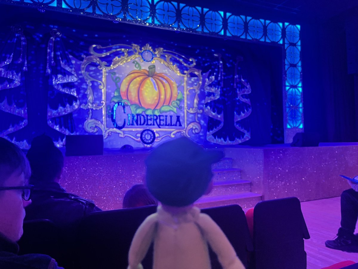YeovilIR's tweet photo. A day off and Elfie chose to try out the local theatre to watch Cinderella.
Oh no he didn’t… oh yes he did 🎄
#pantoseason #elfontheshelf #elfintraining #elfatwork #NHS https://t.co/ZcyF32NOlj