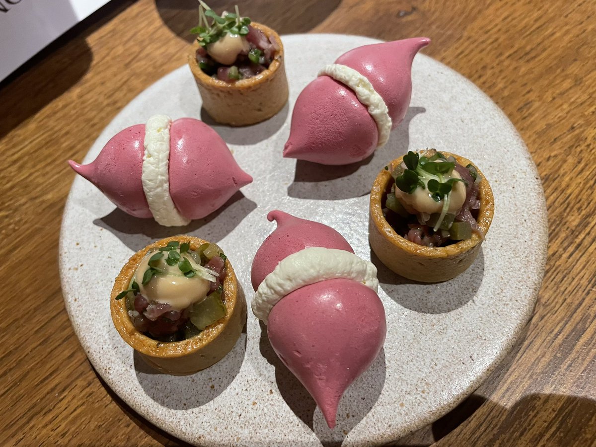 TOTAL CORNWALL tweet media